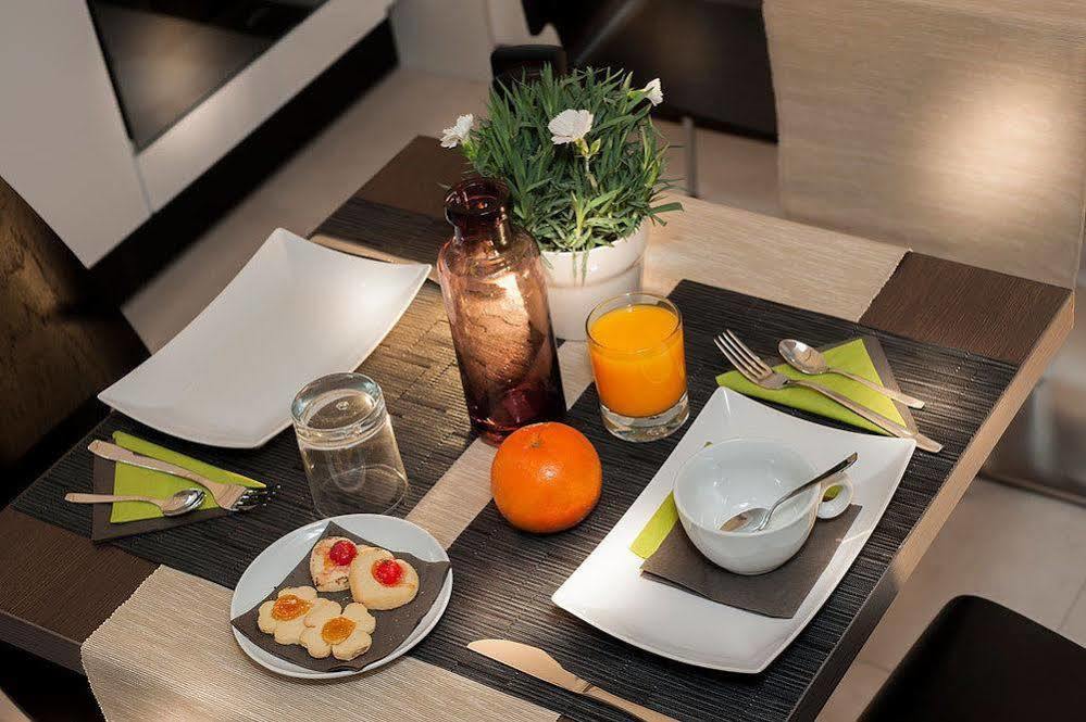 Dve Suite Rome Bagian luar foto